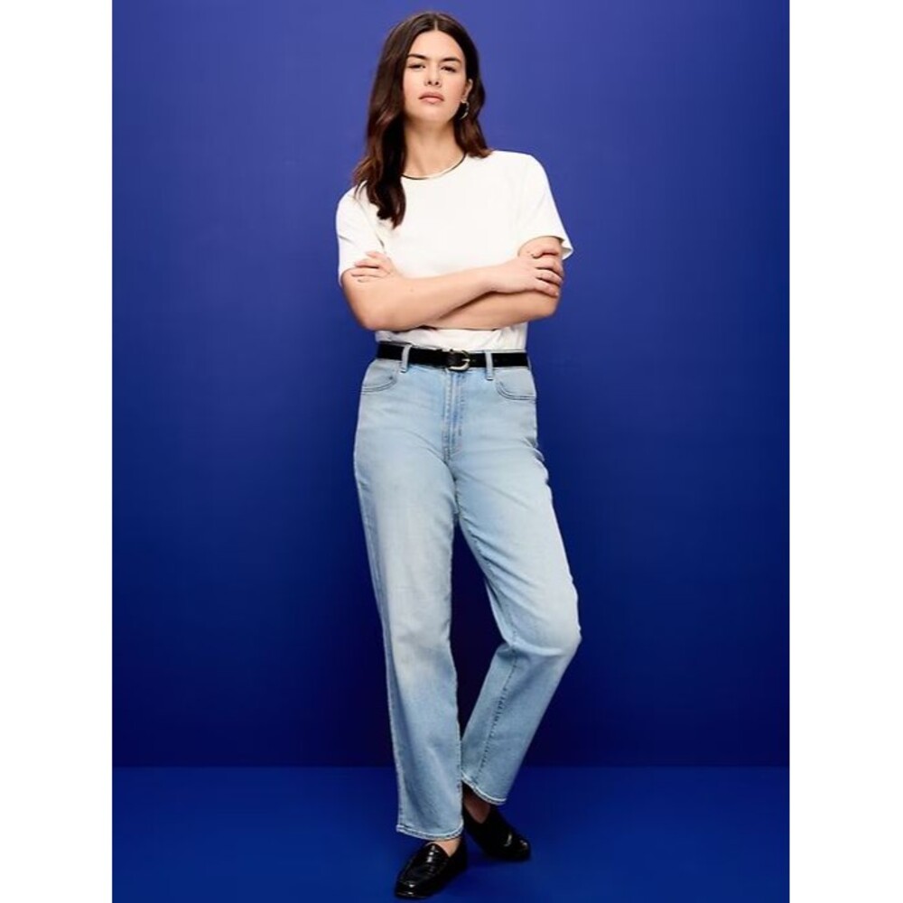 Old Navy High Rise Wow Loose Jeans Womens 16 Tall Blue Light Wash Stretch NEW
